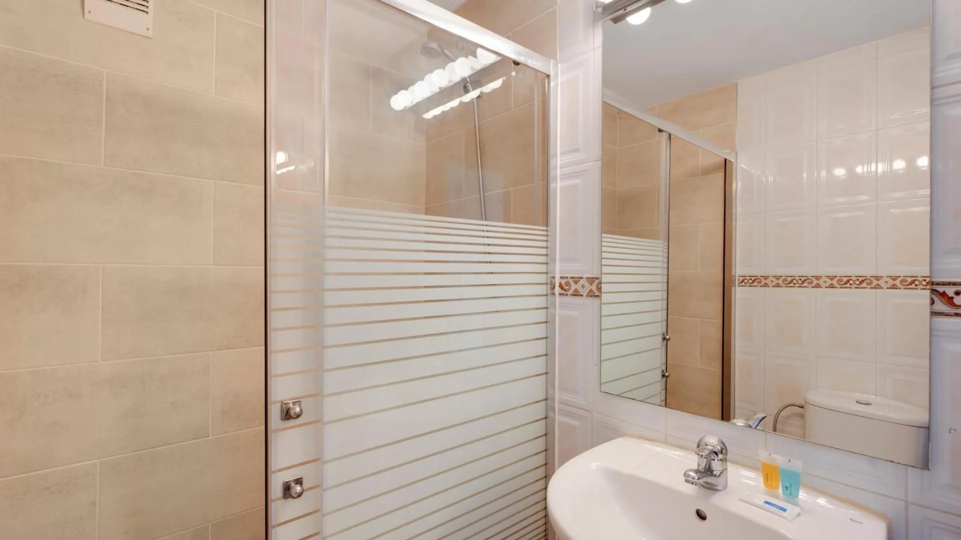 Apartamento Bonito Apto Playa Las Americas Aptos Playa Honda Playa de las Américas 0*,  España